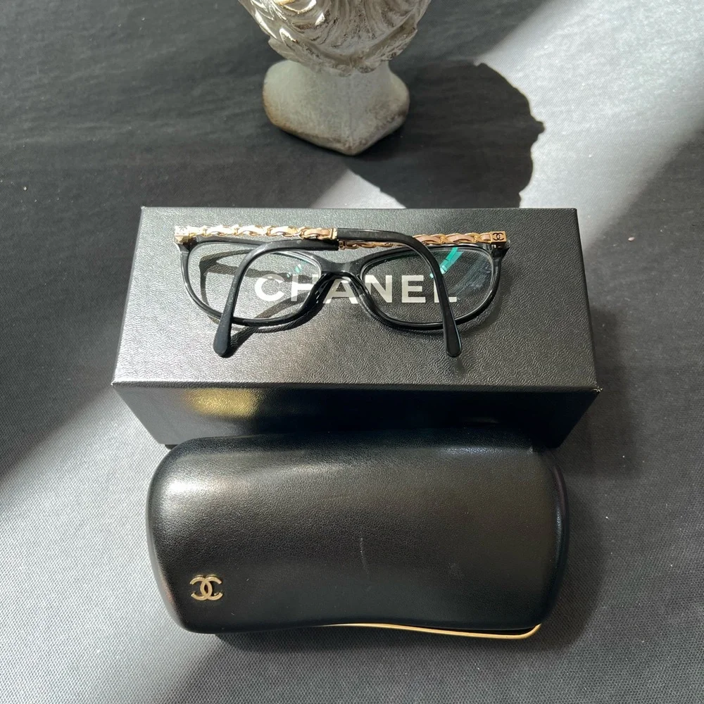 CHANEL 3221-Q Beige Leather Glasses Frames Chain Link EUC Italy Emma Watson